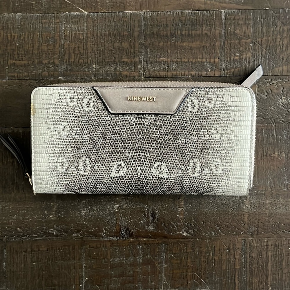 NINE WEST Astoria zip around wallet